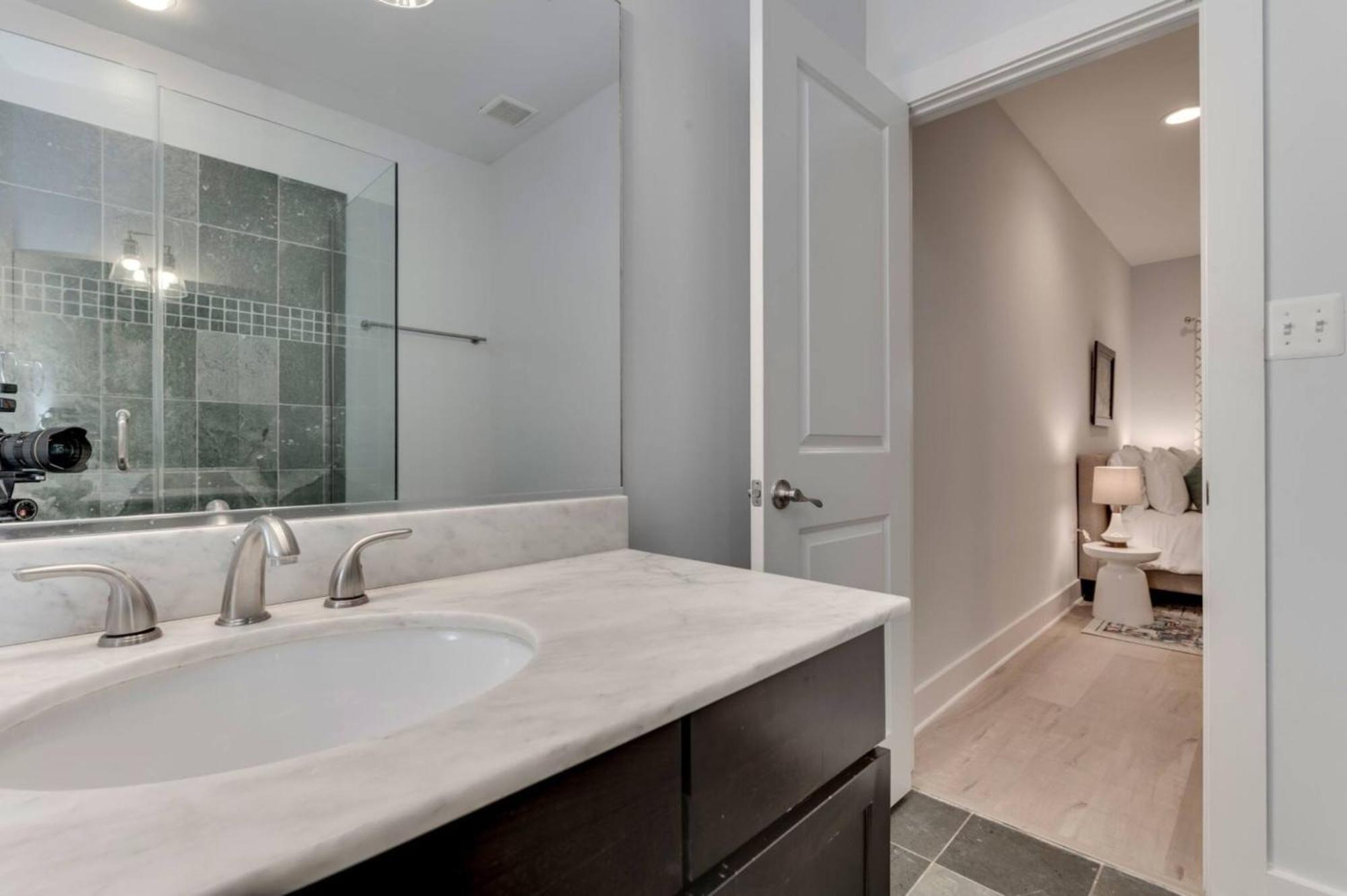 Apartamento Luxe 2Bd2Ba Townhouse In Hip Area - Near Metro Washington Exterior foto