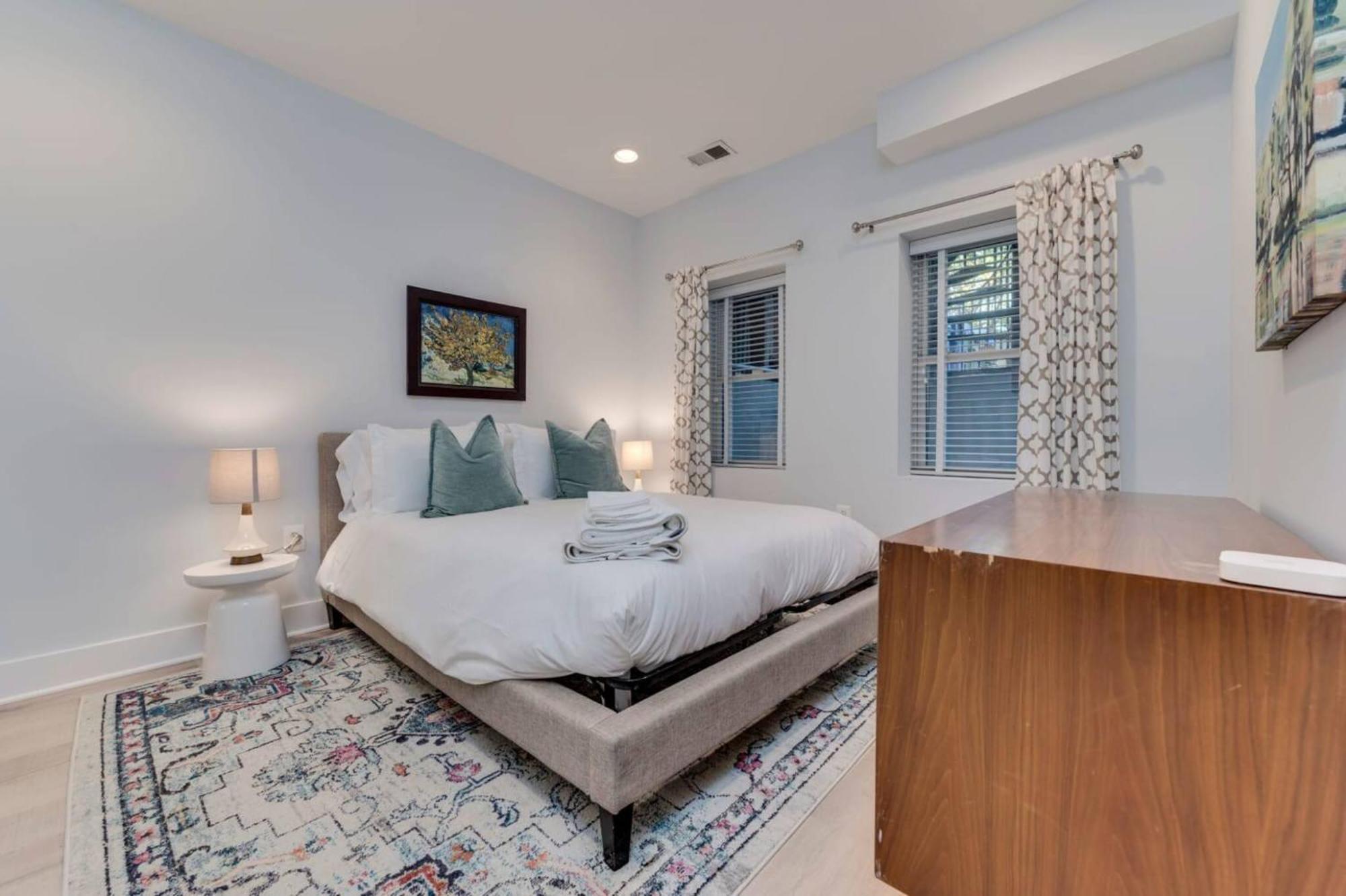 Apartamento Luxe 2Bd2Ba Townhouse In Hip Area - Near Metro Washington Exterior foto